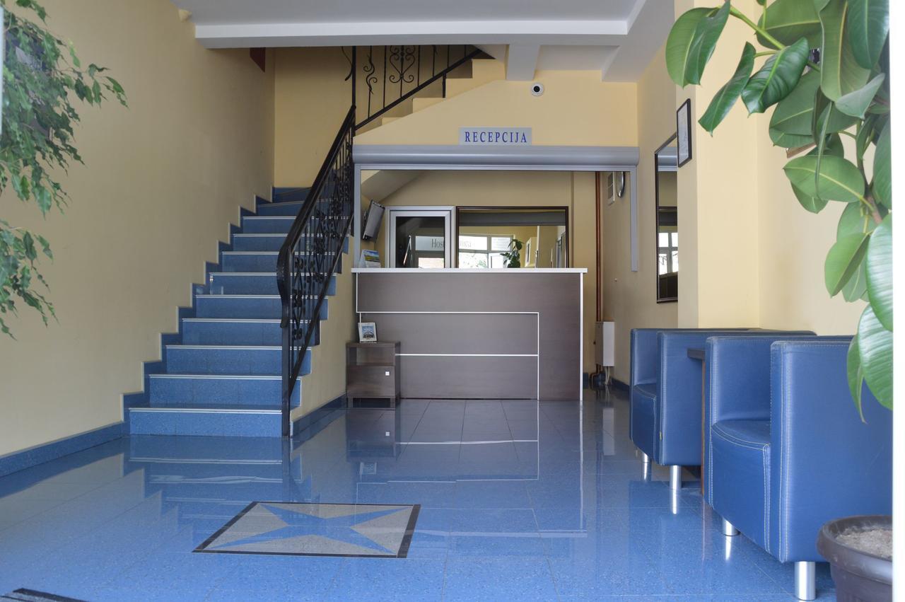 Hostel Franica Kursumlija Exterior foto